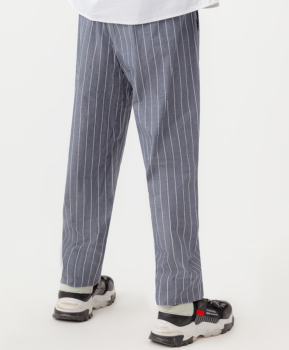 фото Брюки чинос в полоску button blue