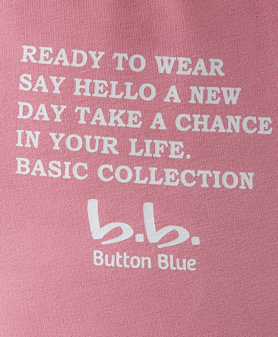 фото Брюки трикотажные с поясом на резинке розовые button blue