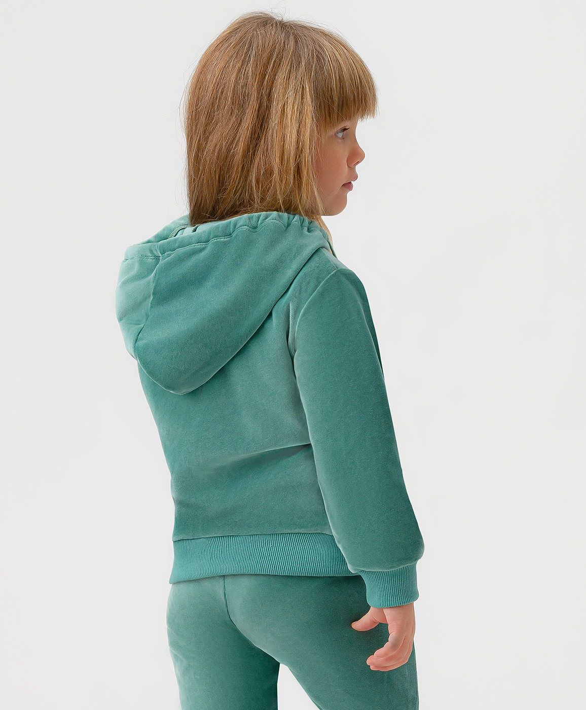 фото Толстовка велюровая с капюшоном зеленая button blue