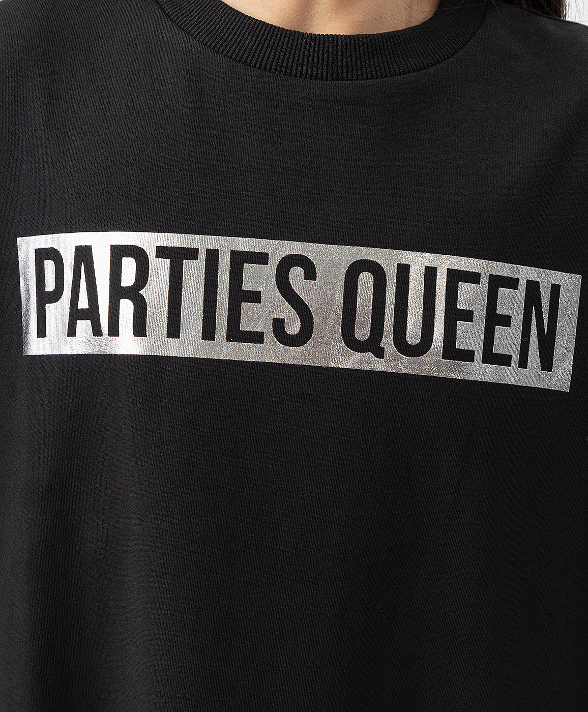 фото Платье трикотажное с пышной сетчатой юбкой черное button blue