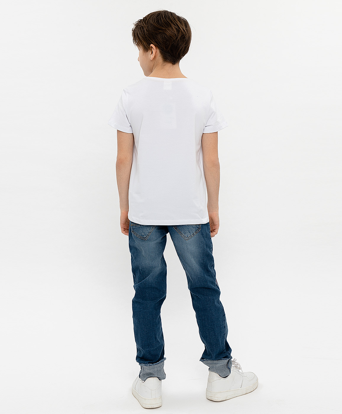 фото Белая футболка с принтом button blue