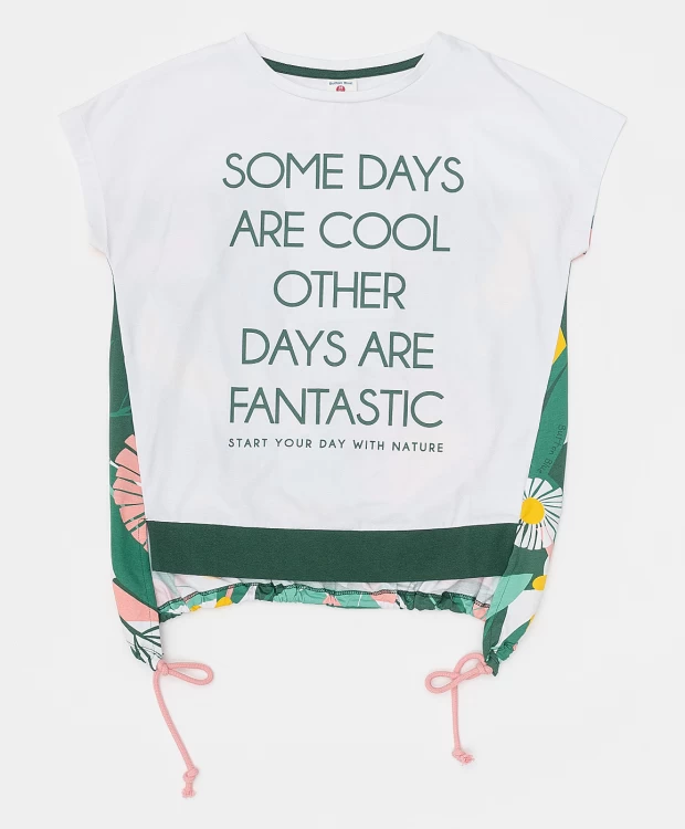 фото Белая футболка с принтом button blue (146)