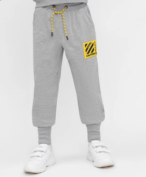 фото Брюки из футера с нашивкой серые button blue (146)