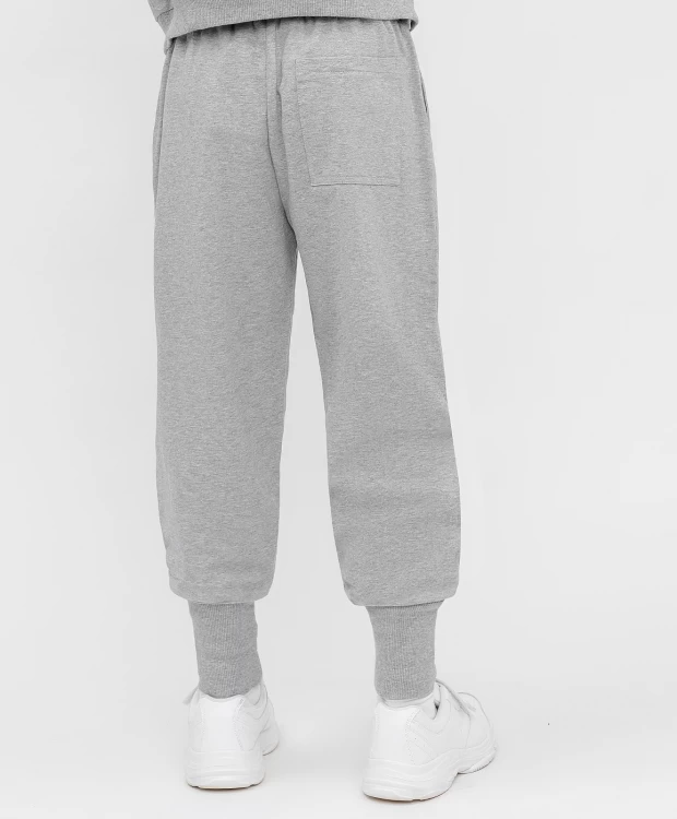 фото Брюки из футера с нашивкой серые button blue (146)