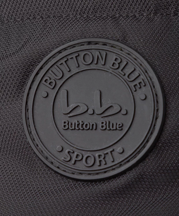 фото Пальто демисезонное с функциональными боковыми разрезами на молнии черное button blue (146)
