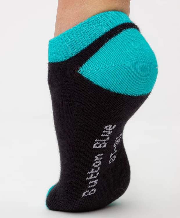 фото Комплект укороченных носков черного и серого цвета с яркими акцентами, 2 пары button blue (14-16)