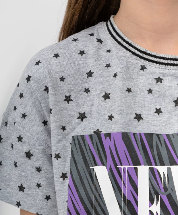 фото Серая футболка с принтом button blue (140)