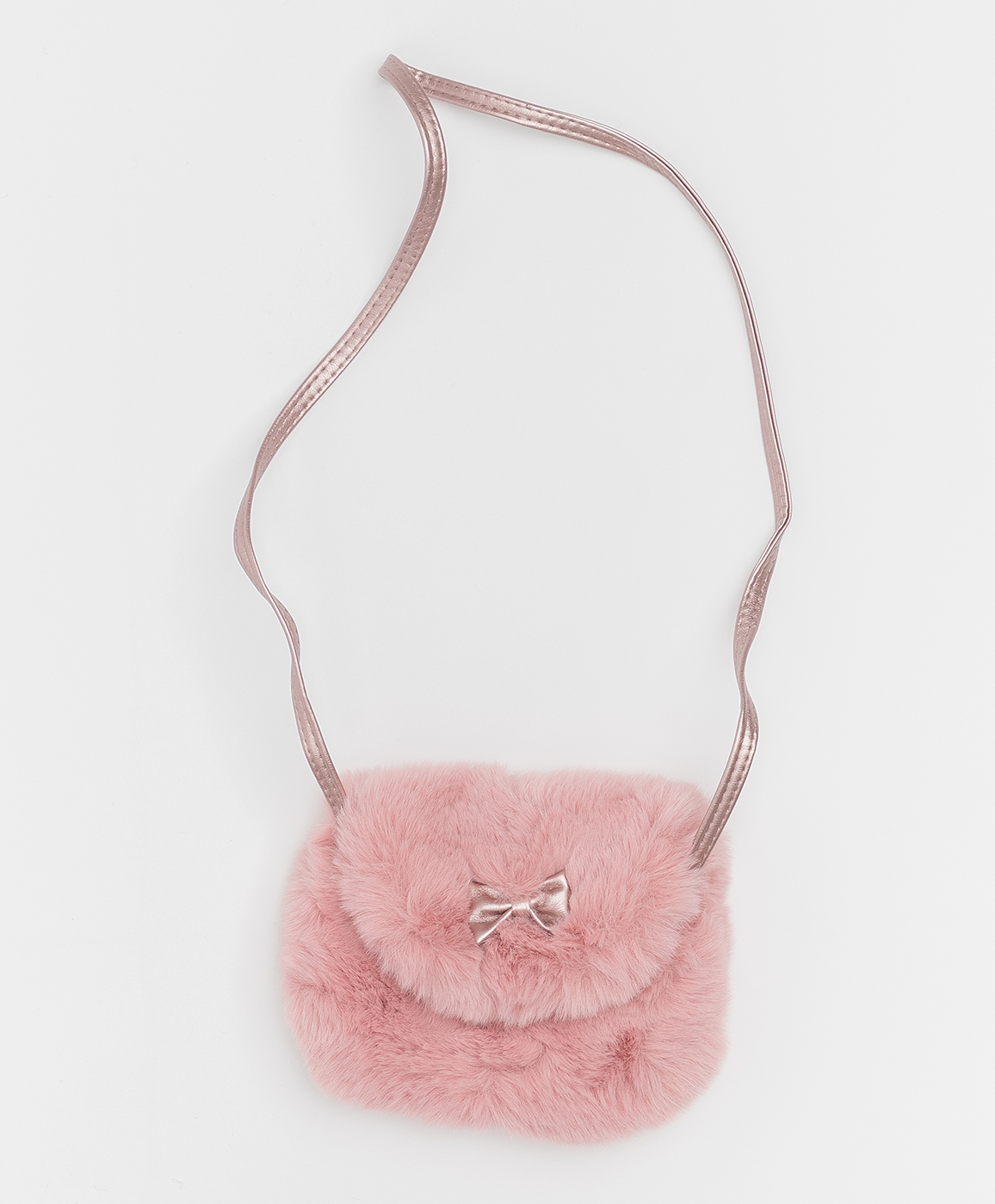 фото Розовая сумка из искусственного меха button blue