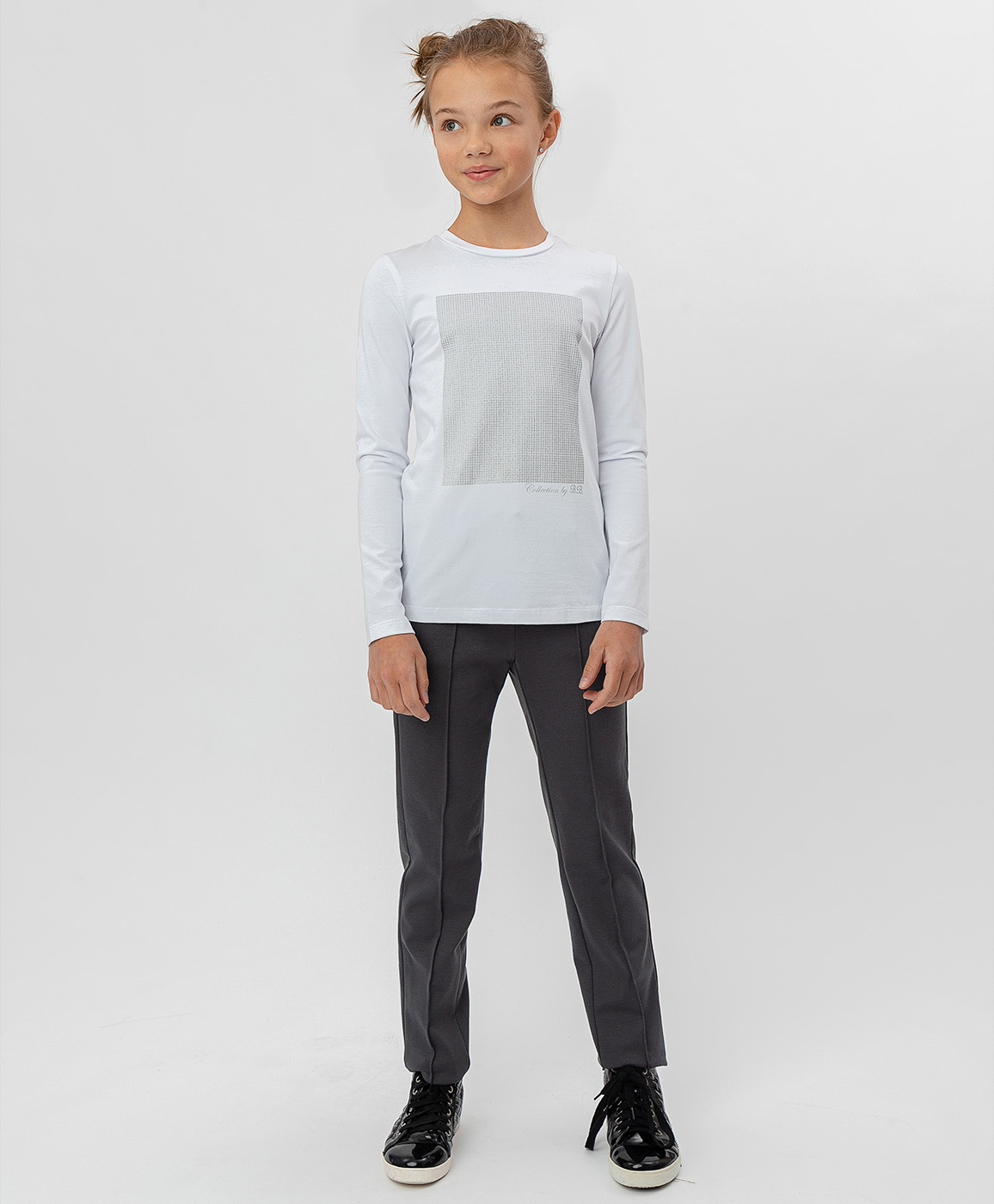 фото Белая футболка с глиттерным принтом button blue