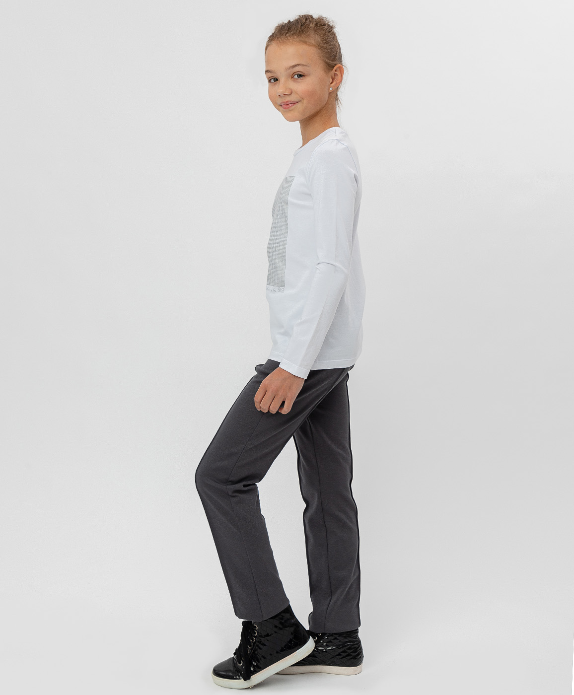 фото Белая футболка с глиттерным принтом button blue