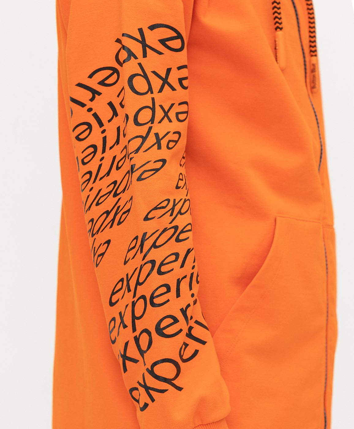 фото Толстовка оранжевая с капюшоном button blue