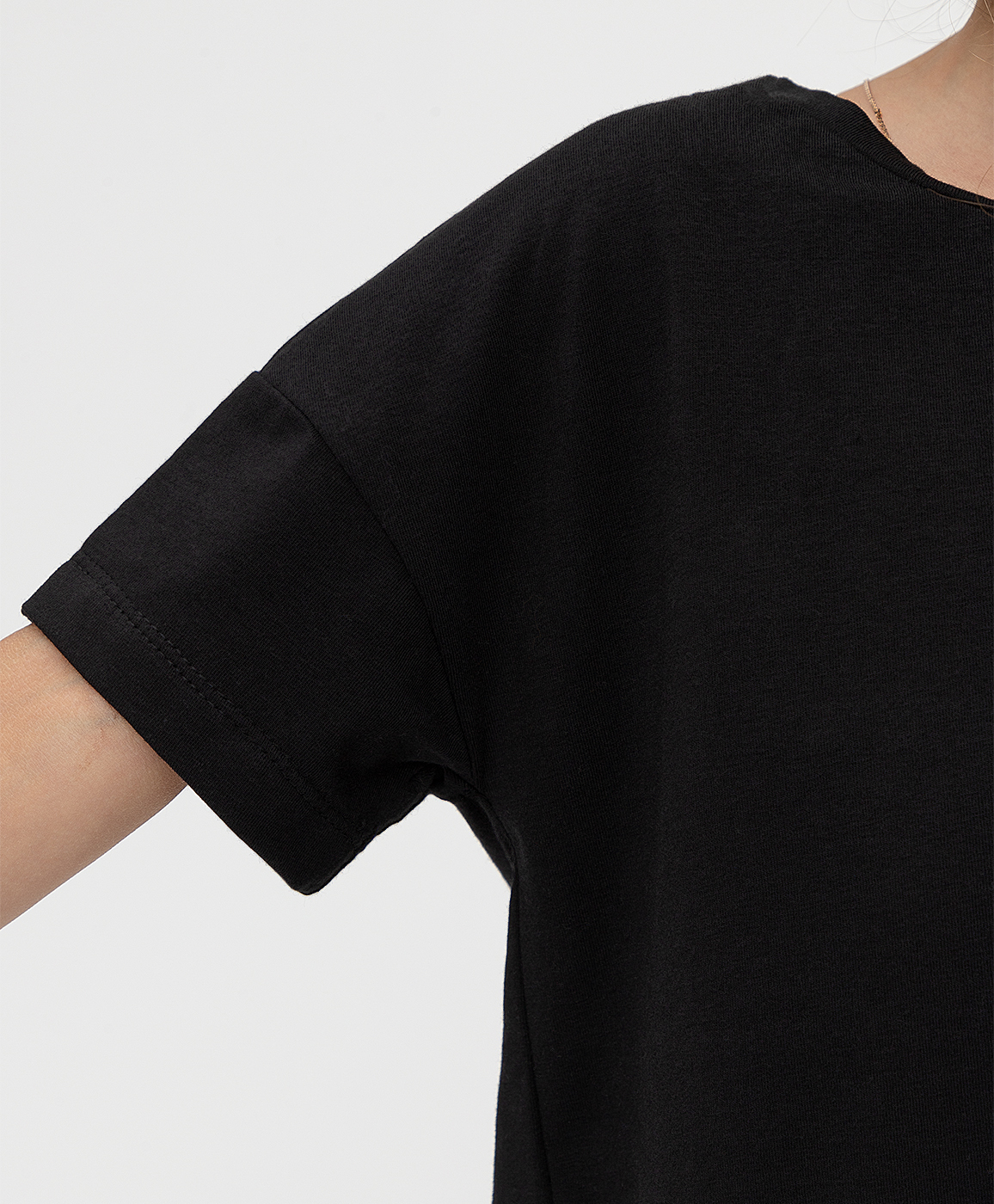 фото Футболка базовая черная button blue