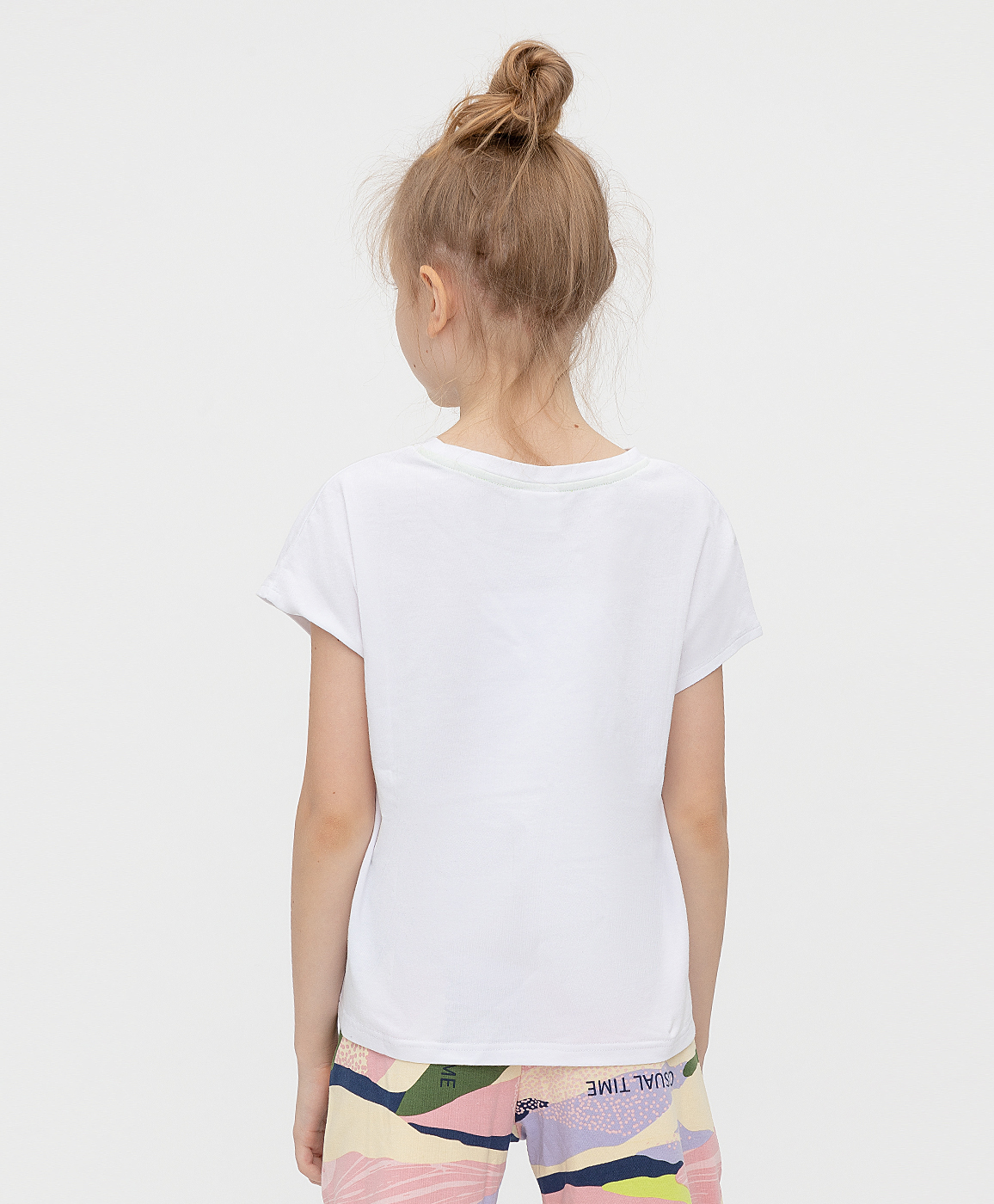 фото Футболка белая с принтом button blue