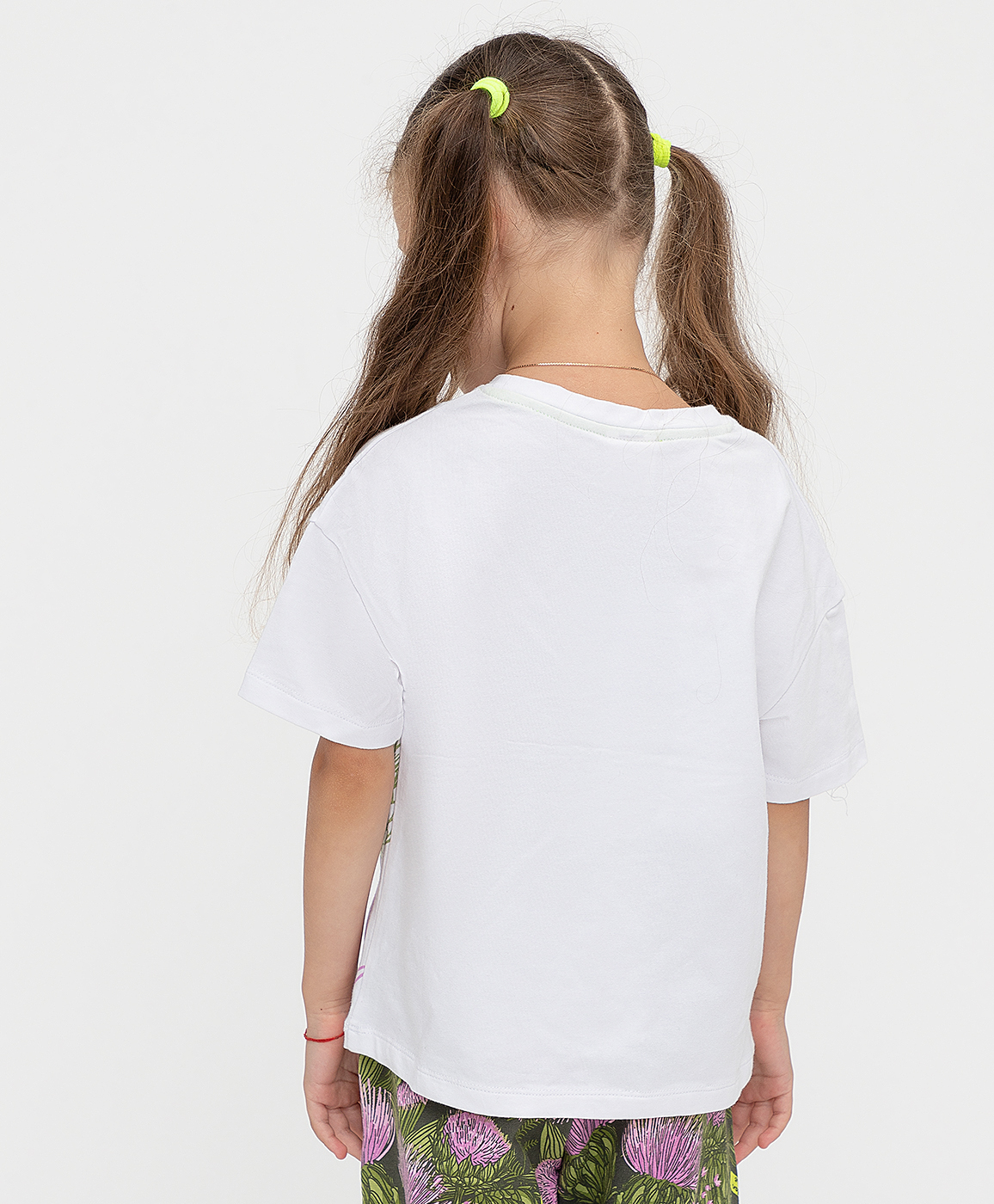 фото Футболка белая с принтом button blue