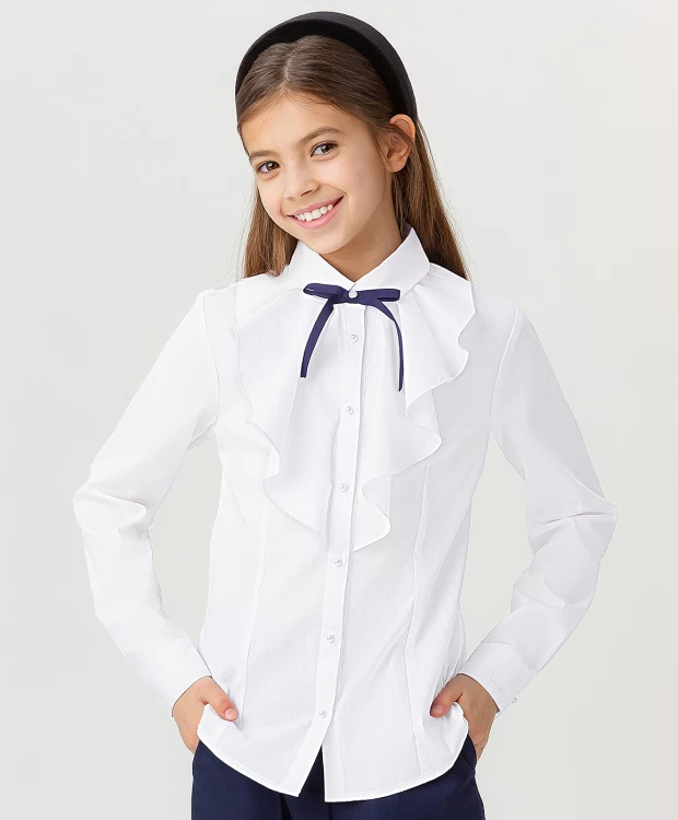 Школьная блузка с кружевом