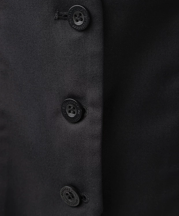 Жилет классический черный Button Blue